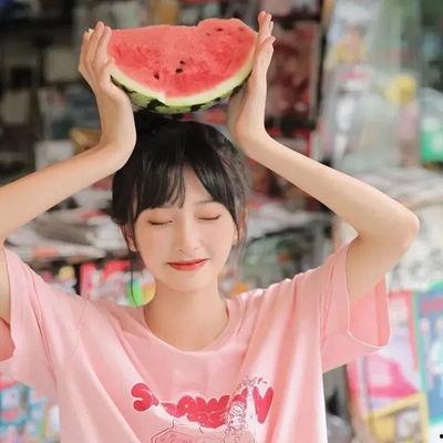 娱乐吃瓜酱头像女生可爱,揭秘娱乐吃瓜酱头像女生的可爱魅力